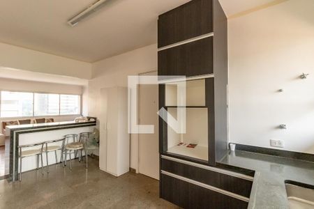 Cozinha de apartamento à venda com 3 quartos, 150m² em Moema, São Paulo