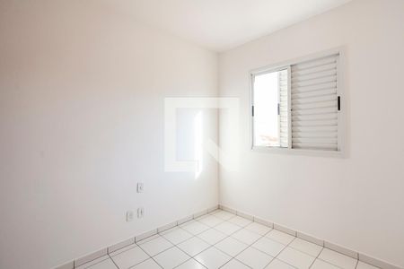 Quarto de apartamento para alugar com 2 quartos, 73m² em Santa Mônica, Uberlândia