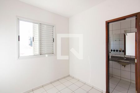 Quarto de apartamento para alugar com 2 quartos, 73m² em Santa Mônica, Uberlândia