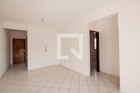 Sala de apartamento para alugar com 2 quartos, 73m² em Santa Mônica, Uberlândia