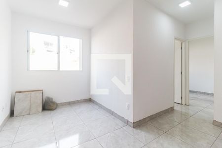 Sala de apartamento para alugar com 2 quartos, 43m² em Vila Perracini, Poá