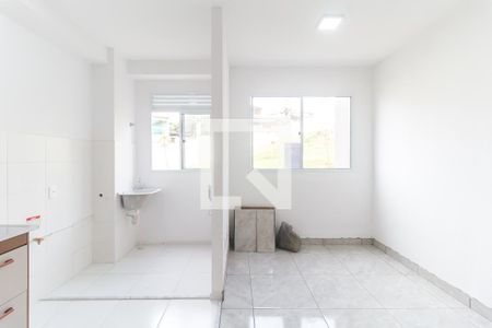 Sala/Área de Serviço de apartamento para alugar com 2 quartos, 43m² em Vila Perracini, Poá