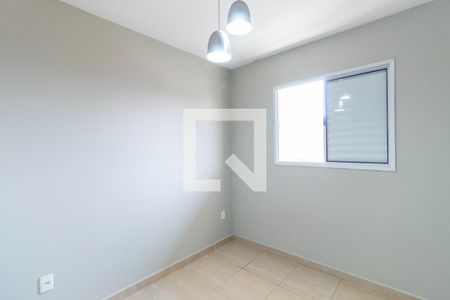 Quarto 1 de apartamento para alugar com 2 quartos, 40m² em Penha de França, São Paulo