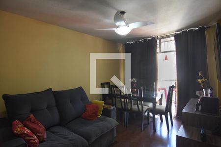 Apartamento à venda com 74m², 2 quartos e 1 vagasala