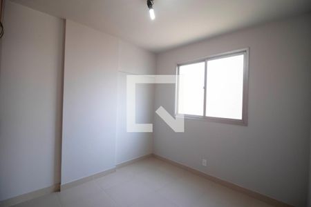 Quarto 2 de apartamento para alugar com 3 quartos, 72m² em Jardim Goiás, Goiânia