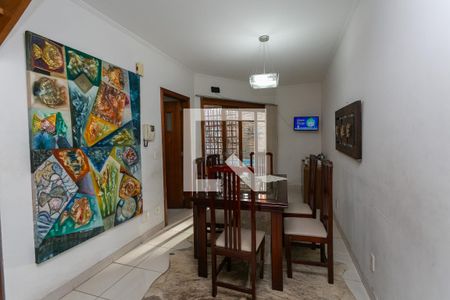 Sala de casa à venda com 3 quartos, 255m² em Jardim Itu, Porto Alegre