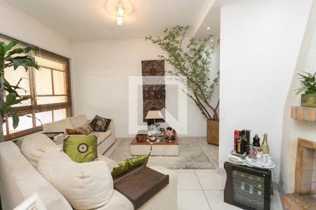 Sala de casa à venda com 3 quartos, 255m² em Jardim Itu, Porto Alegre