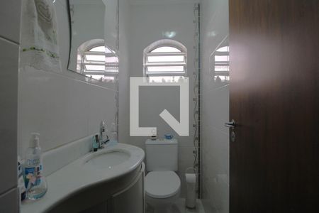 Lavabo de casa à venda com 3 quartos, 200m² em Jardim Luanda, São Paulo