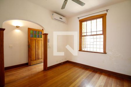 Sala de Estar de casa para alugar com 2 quartos, 120m² em Pinheiros, São Paulo