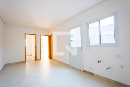 Sala de apartamento à venda com 2 quartos, 50m² em Vila Humaitá, Santo André