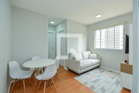 Sala/Cozinha de apartamento para alugar com 2 quartos, 35m² em Usina Piratininga, São Paulo