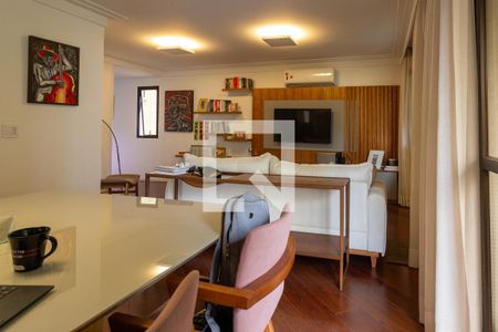 Sala de apartamento à venda com 3 quartos, 180m² em Perdizes, São Paulo