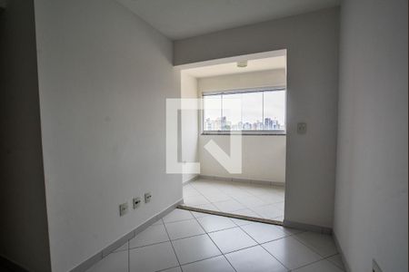 Sala de apartamento à venda com 2 quartos, 60m² em Campestre, Santo André