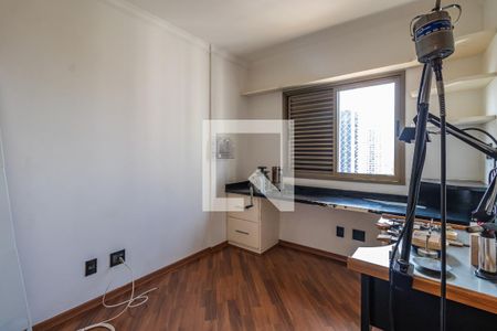 Quarto 1 de apartamento à venda com 2 quartos, 80m² em Alphaville Industrial, Barueri