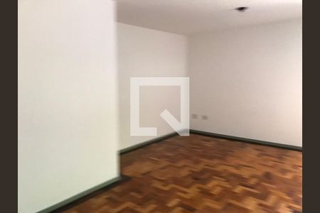 Quarto de apartamento para alugar com 1 quarto, 33m² em Glória, Porto Alegre