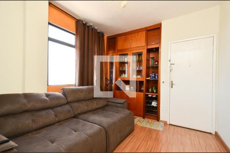 Sala de estar de apartamento à venda com 2 quartos, 55m² em Cidade Nova, Belo Horizonte