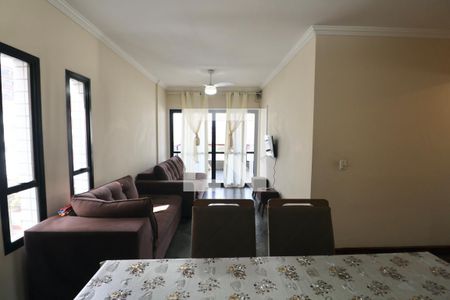 Sala de apartamento para alugar com 3 quartos, 92m² em Jardim Tres Marias, Guarujá