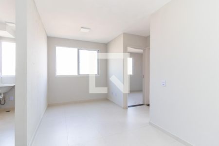 Sala de apartamento para alugar com 2 quartos, 42m² em Vila Lourdes, São Paulo