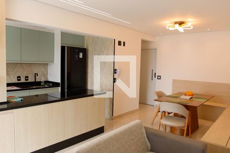 sala de apartamento para alugar com 2 quartos, 78m² em Centro, Osasco