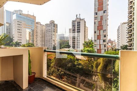 Sacada - Sala de apartamento para alugar com 2 quartos, 92m² em Jardim Paulista, São Paulo