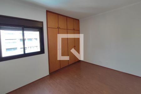 Quarto de apartamento à venda com 1 quarto, 67m² em Cambuí, Campinas