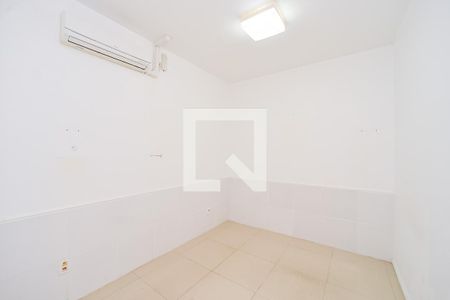 Casa à venda com 480m², 3 quartos e 5 vagas Casa à venda com 480m², 3 quartos e 5 vagasQuarto 2