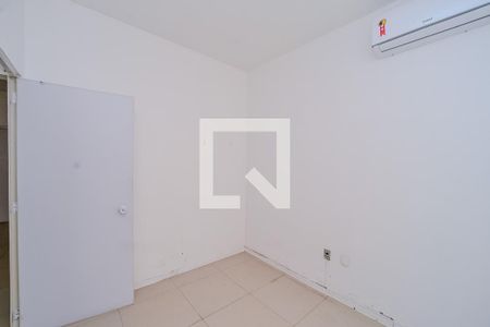 Casa à venda com 480m², 3 quartos e 5 vagas Casa à venda com 480m², 3 quartos e 5 vagasQuarto 3