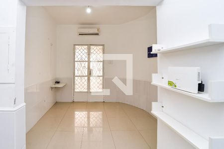 Sala de casa à venda com 3 quartos, 480m² em Higienópolis, Porto Alegre