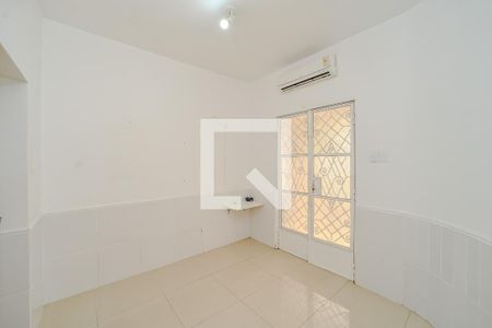 Sala de casa à venda com 3 quartos, 480m² em Higienópolis, Porto Alegre