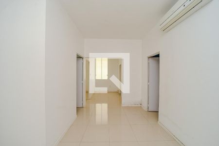 Sala de casa à venda com 3 quartos, 480m² em Higienópolis, Porto Alegre