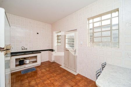 Casa à venda com 480m², 3 quartos e 5 vagas Casa à venda com 480m², 3 quartos e 5 vagasCozinha