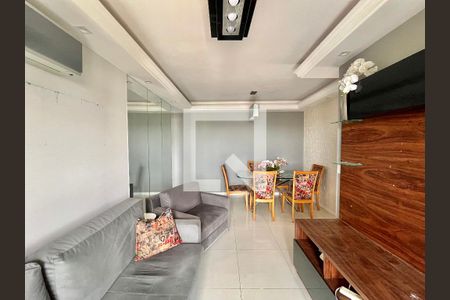 Sala de apartamento à venda com 3 quartos, 71m² em Pechincha, Rio de Janeiro