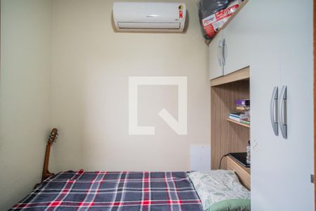 Quarto 2 de casa à venda com 2 quartos, 48m² em Nonoai, Porto Alegre