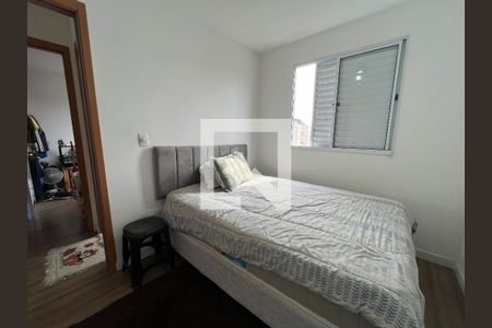 Quarto de apartamento para alugar com 2 quartos, 54m² em Parque Santa Rosa, Suzano