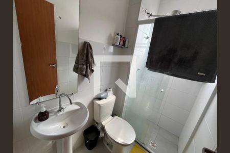 Banheiro  de apartamento para alugar com 2 quartos, 54m² em Parque Santa Rosa, Suzano