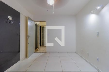 Kitnet de kitnet/studio para alugar com 1 quarto, 17m² em Cln 410, Brasília