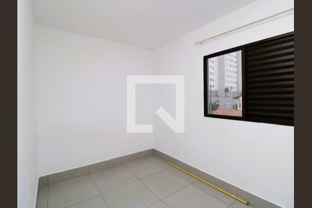 Quarto 2 de casa para alugar com 3 quartos, 180m² em Vila Santos, São Paulo