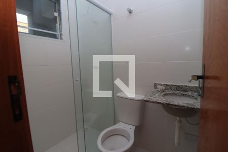 Banheiro de apartamento para alugar com 1 quarto, 36m² em Penha de França, São Paulo