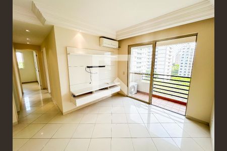 Sala de apartamento à venda com 3 quartos, 74m² em Vila Sofia, São Paulo