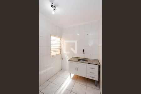 Cozinha de kitnet/studio à venda com 1 quarto, 35m² em Jardim Santa Mena, Guarulhos