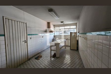 Apartamento à venda com 212m², 2 quartos e sem vaga Apartamento à venda com 212m², 2 quartos e sem vagaCozinha