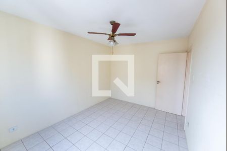 Quarto de apartamento para alugar com 2 quartos, 60m² em Conj. Res. Quiririm, Taubaté