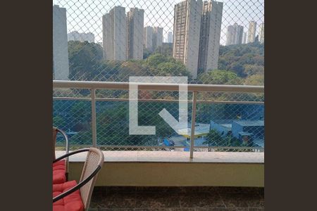 Apartamento à venda com 3 quartos, 118m² em Vila Suzana, São Paulo