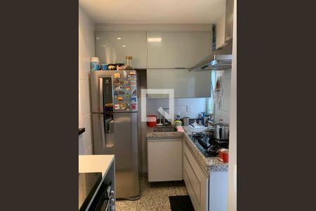 Cozinha de apartamento à venda com 2 quartos, 124m² em Belvedere, Belo Horizonte