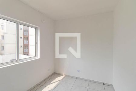 Quarto 1 de apartamento para alugar com 2 quartos, 45m² em Santo Antônio, São José dos Pinhais