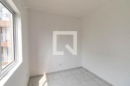 Quarto 1 de apartamento para alugar com 2 quartos, 45m² em Santo Antônio, São José dos Pinhais