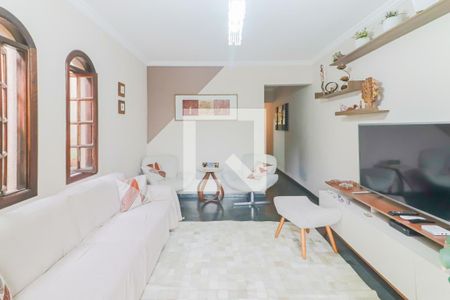 Sala de casa à venda com 3 quartos, 190m² em Jardim Sarah, São Paulo