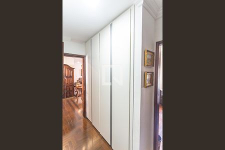 Rouparia de apartamento à venda com 4 quartos, 146m² em Grajaú, Belo Horizonte