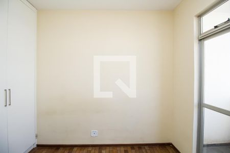 Quarto de apartamento para alugar com 2 quartos, 70m² em Santa Cruz, Belo Horizonte