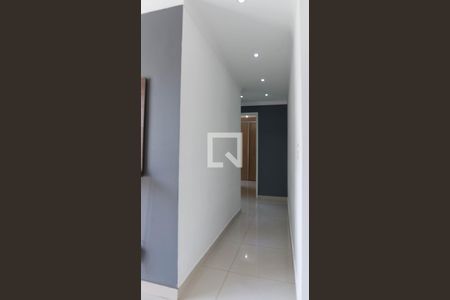 Corredor de apartamento para alugar com 2 quartos, 54m² em Vila Miriam, Guarulhos